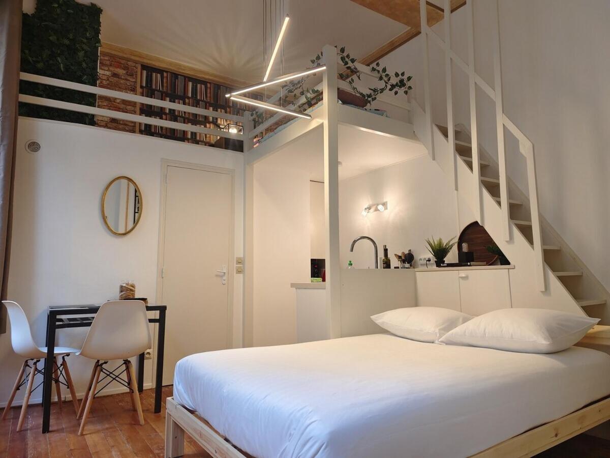 캉 Studio Lumineux Et Fleuri Idealement Situe 아파트 외부 사진
